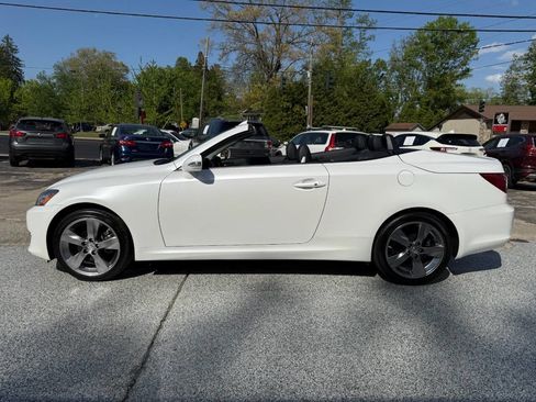 Used 2010 Lexus IS 250C RWD image 22