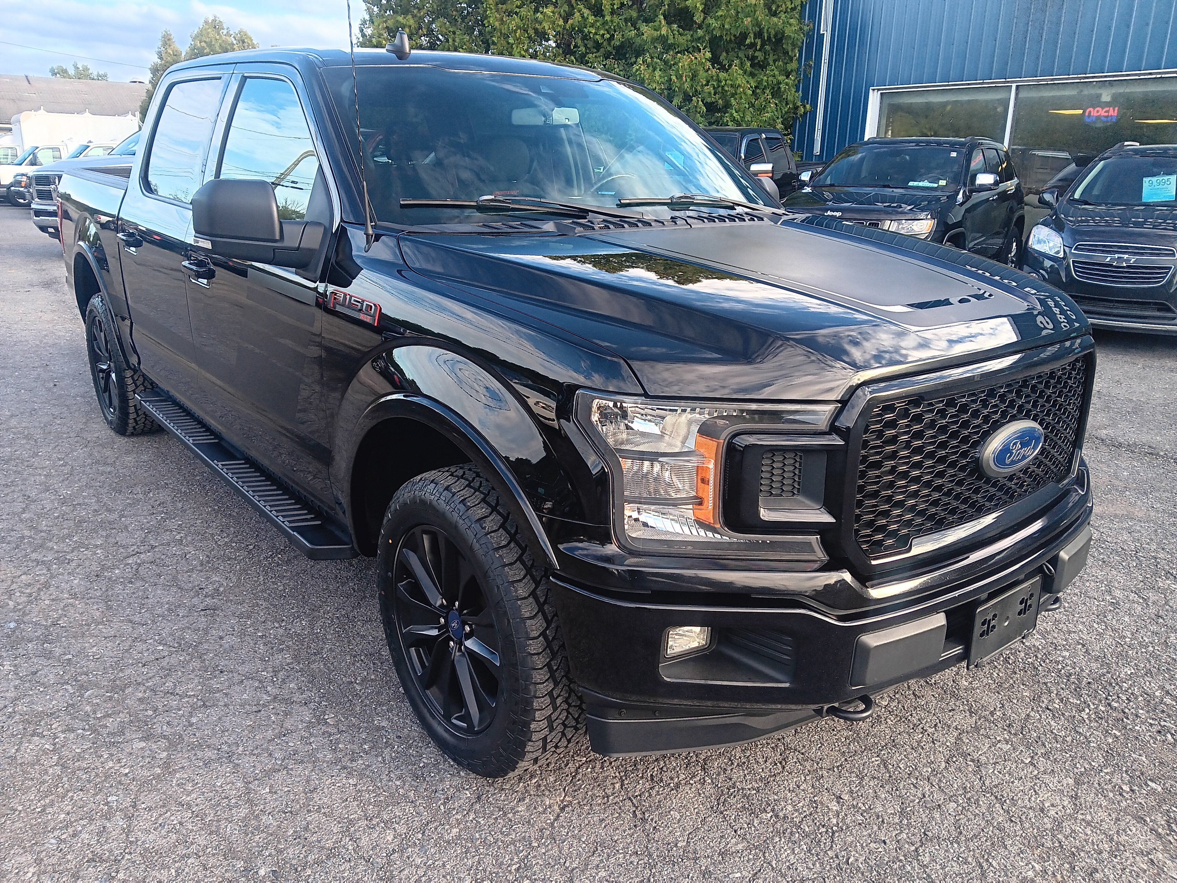 Used 2019 Ford F150 XLT w/ Equipment Group 302A Luxury AWD/4WD image 7