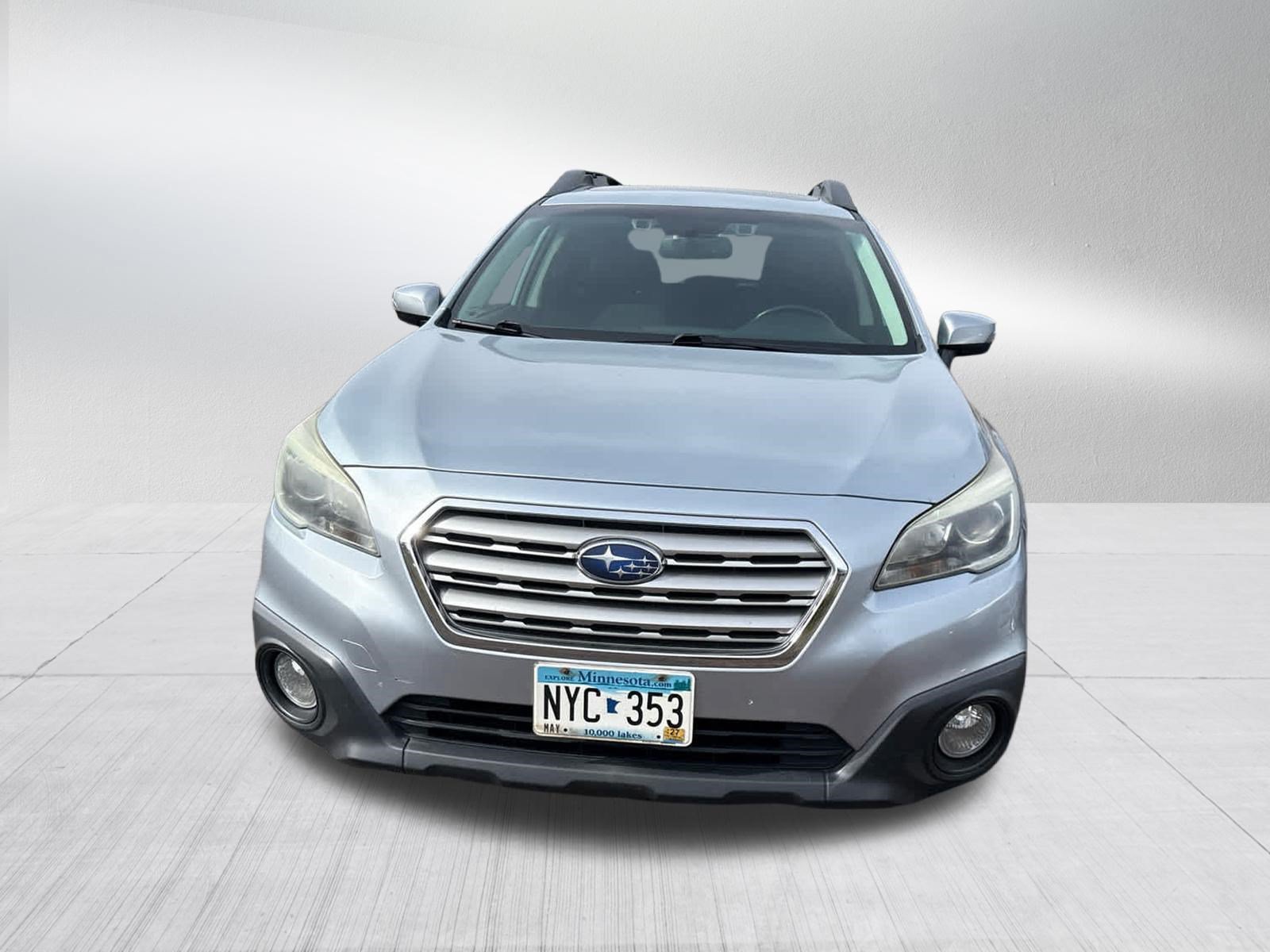 Used 2016 Subaru Outback 2.5i Premium AWD/4WD image 2
