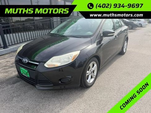 Used 2013 Ford Focus SE FWD image 1