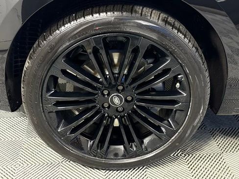 New 2026 Land Rover Range Rover Velar Dynamic SE image 8