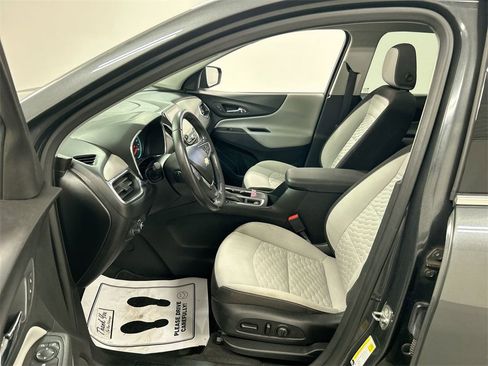 Used 2019 Chevrolet Equinox LT image 9