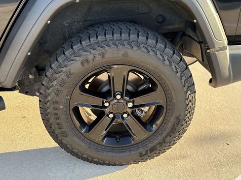 Used 2021 Jeep Wrangler Unlimited Sport AWD/4WD image 31