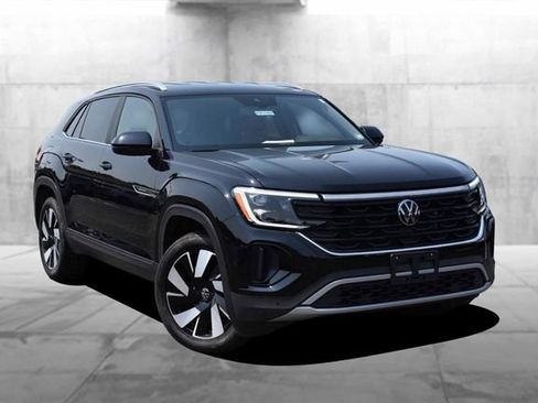 Certified 2024 Volkswagen Atlas Cross Sport SE AWD/4WD image 2
