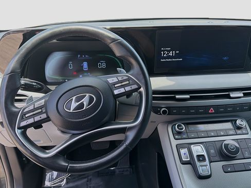Used 2023 Hyundai Palisade SEL FWD image 8
