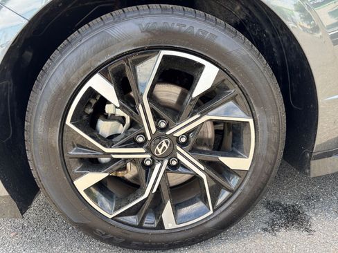 Used 2025 Hyundai Sonata SEL FWD image 30