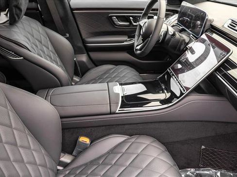 New 2026 Mercedes-Benz S 580 4MATIC Sedan image 27