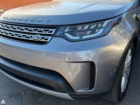 Used 2020 Land Rover Discovery HSE image 8