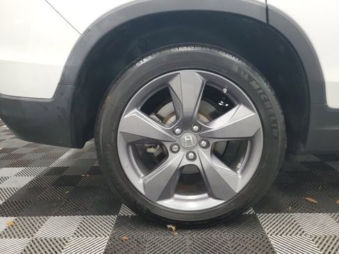 Certified 2021 Honda Passport Touring image 7