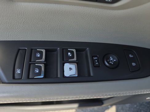 Used 2018 Cadillac CT6 Premium Luxury w/ Super Cruise Package image 29