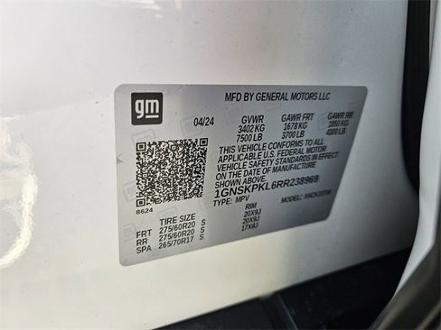 Used 2024 Chevrolet Tahoe Z71 w/ Off-Road Capability Package image 17