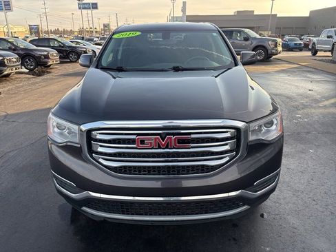 Used 2019 GMC Acadia SLE image 17