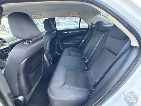 Used 2019 Chrysler 300 Touring w/ Sport Appearance Package RWD image 15