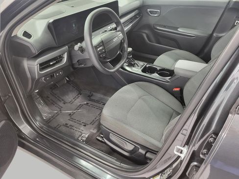 Used 2025 Kia K4 FWD image 8