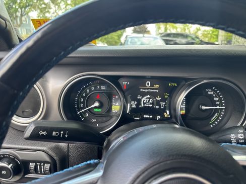 Used 2022 Jeep Wrangler Unlimited Rubicon 4xe w/ Steel Bumper Group image 33