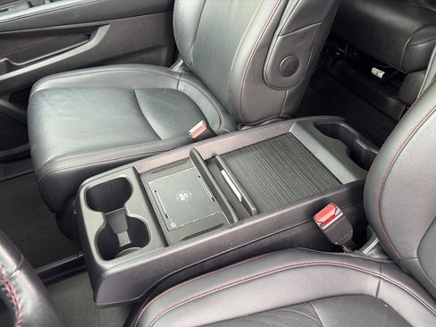 Used 2025 Honda Odyssey Sport-L image 27