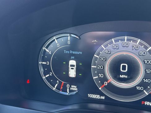 Used 2019 Cadillac Escalade ESV Premium Luxury image 31