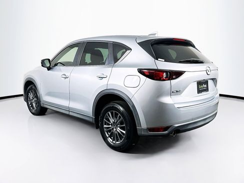 Used 2017 MAZDA CX-5 Touring image 5