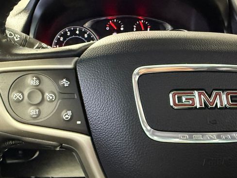 Used 2020 GMC Terrain Denali w/ GMC Pro Grade Package AWD/4WD image 12