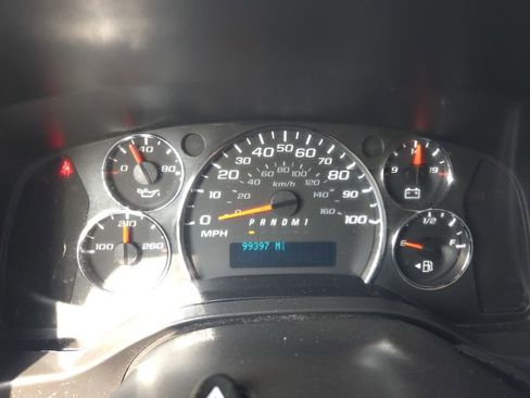 Used 2018 Chevrolet Express 3500 w/ Power Convenience Package image 25