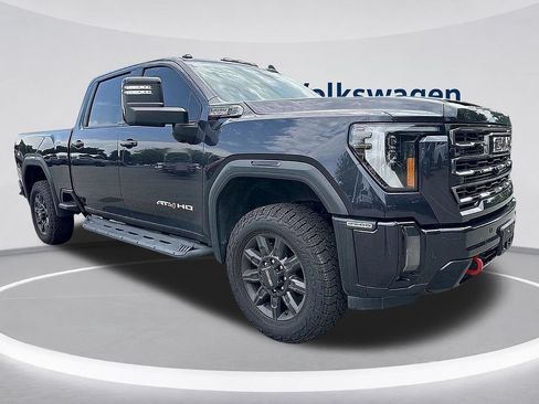 Used 2024 GMC Sierra 2500 AT4 w/ AT4 Preferred Package AWD/4WD image 7