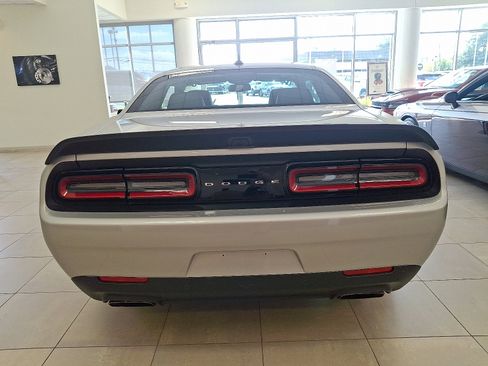 Used 2023 Dodge Challenger SRT Hellcat image 9