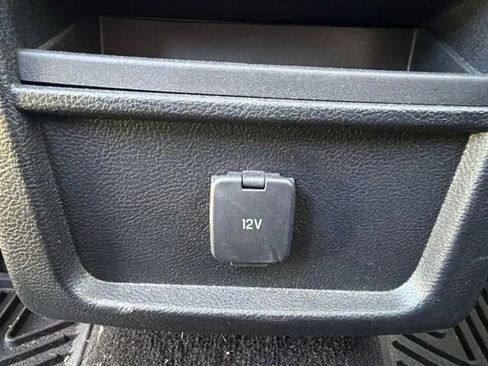 Used 2020 Ford Edge SEL FWD image 18