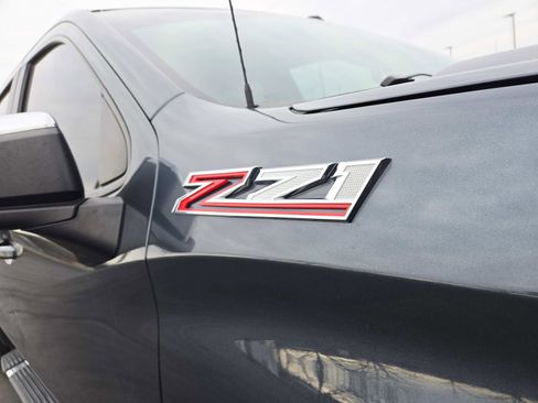 Used 2020 Chevrolet Silverado 1500 LT w/ All-Star Edition image 19