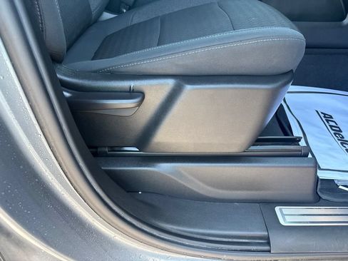 Used 2020 Chevrolet Silverado 1500 LT Trail Boss AWD/4WD image 47