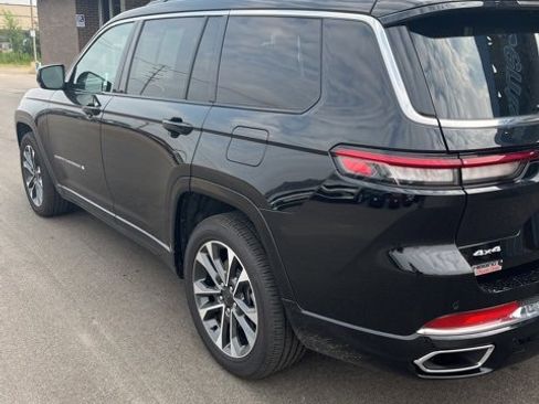 Used 2024 Jeep Grand Cherokee L Overland w/ Luxury Tech Group IV image 6