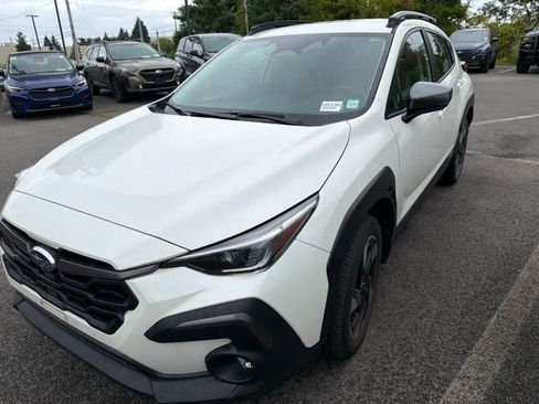 Used 2024 Subaru Crosstrek 2.5i Limited AWD/4WD image 9