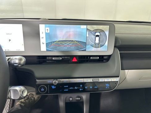 Used 2024 Hyundai Ioniq 5 Limited image 22