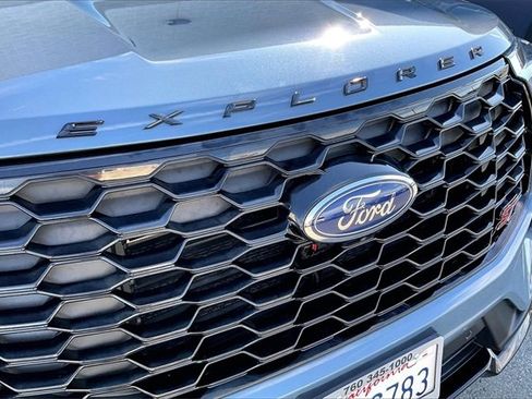 Used 2025 Ford Explorer ST w/ Sun And Sound Package image 30