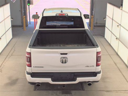 Used 2020 RAM 1500 Laramie AWD/4WD image 6