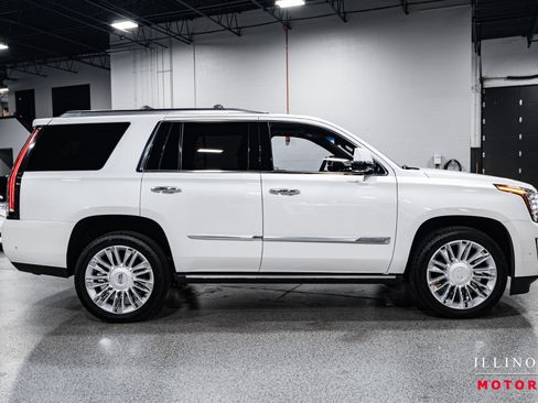 Used 2019 Cadillac Escalade Platinum image 6