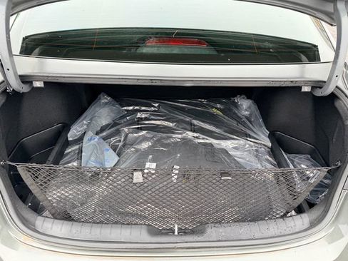 Used 2025 Hyundai Elantra Sport image 15