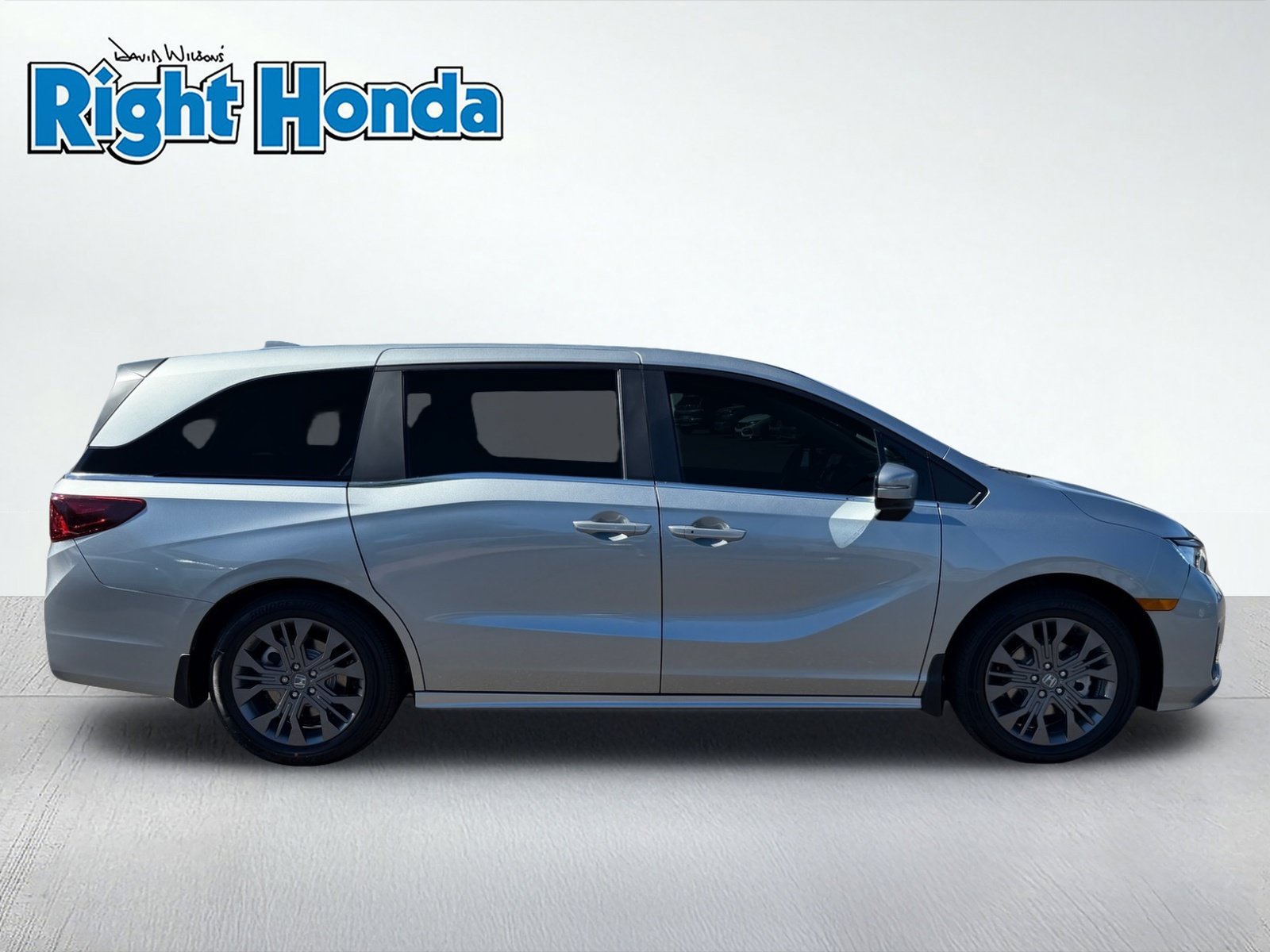 New 2027 Honda Odyssey Touring image 7