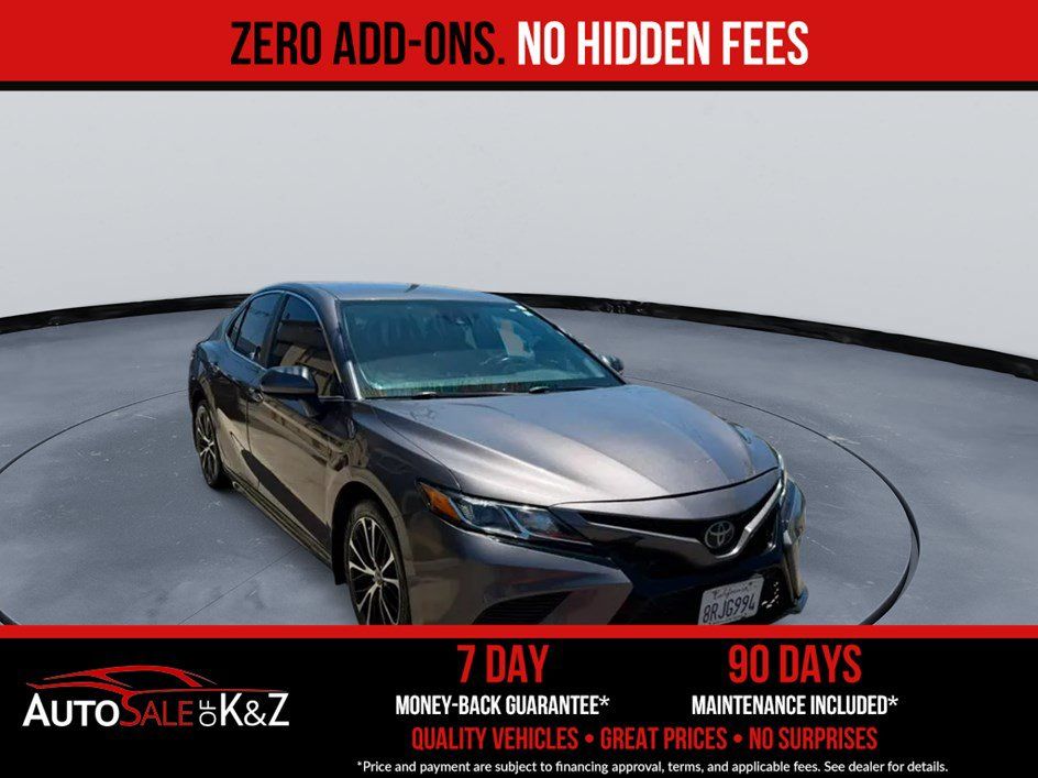 Used 2020 Toyota Camry SE FWD image 2