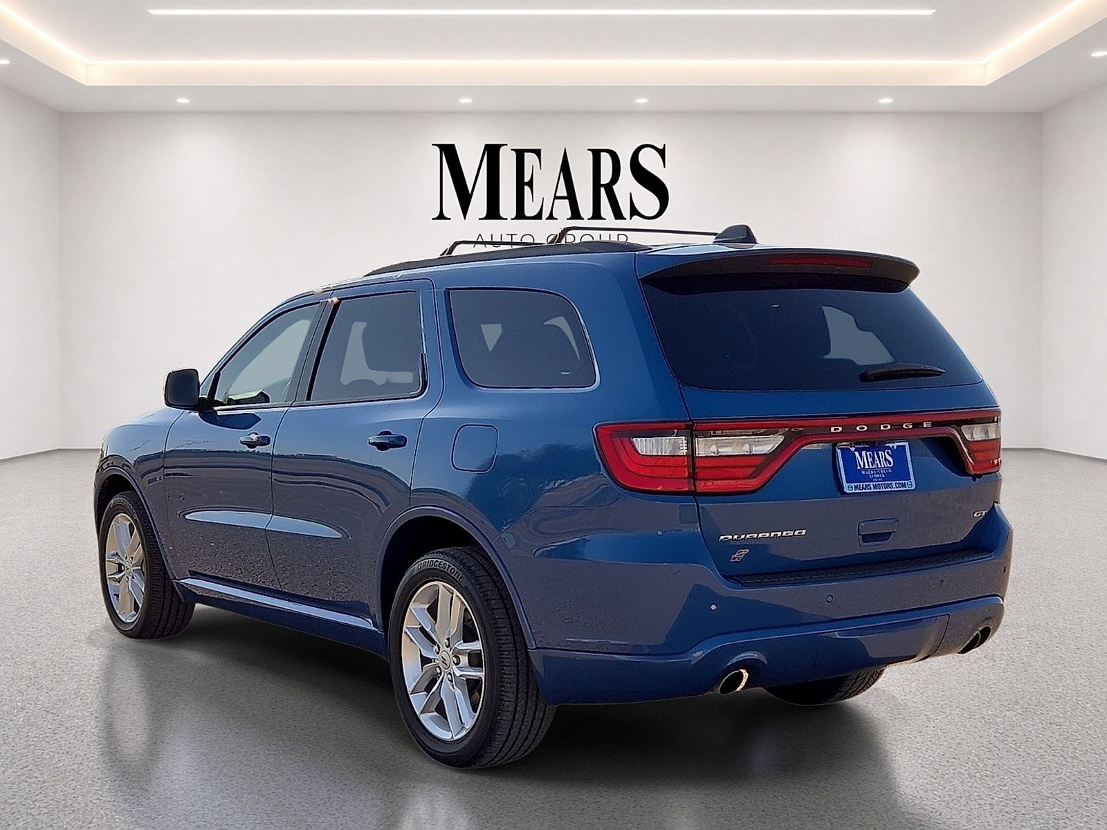 Used 2025 Dodge Durango GT AWD/4WD image 3