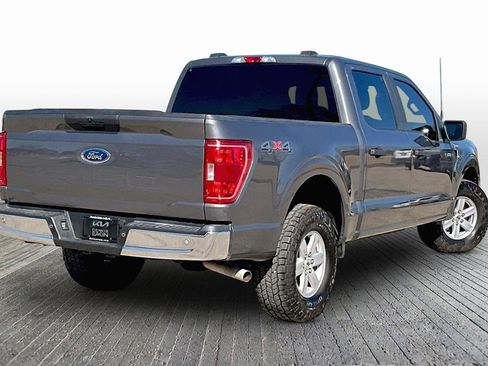 Used 2021 Ford F150 XLT image 2