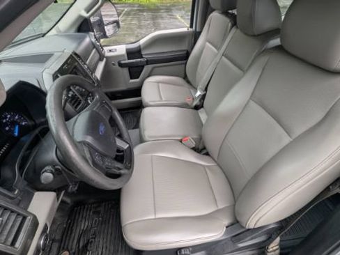 Used 2018 Ford F250 XL w/ Power Equipment Group AWD/4WD image 16