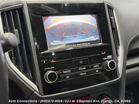 Used 2019 Subaru Crosstrek 2.0i Premium w/ Moonroof Package image 18