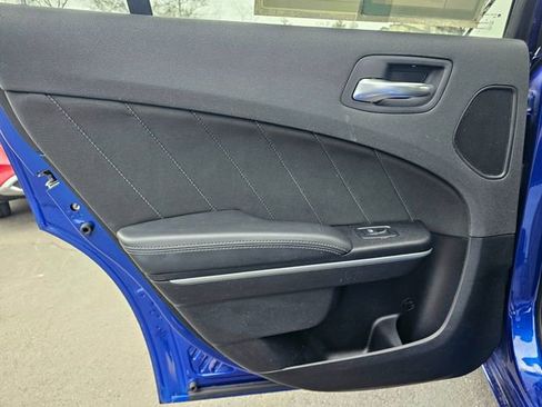 Used 2021 Dodge Charger SXT w/ Driver Convenience Group image 26