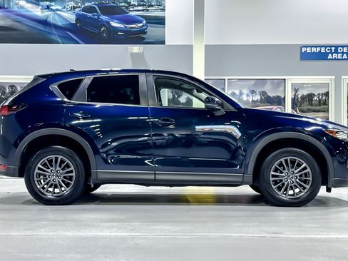 Used 2020 MAZDA CX-5 Touring FWD image 8