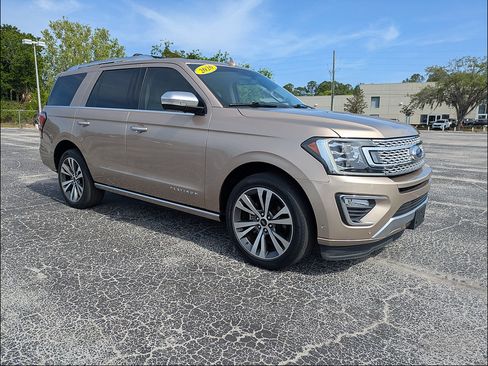 Used 2020 Ford Expedition Platinum RWD image 2