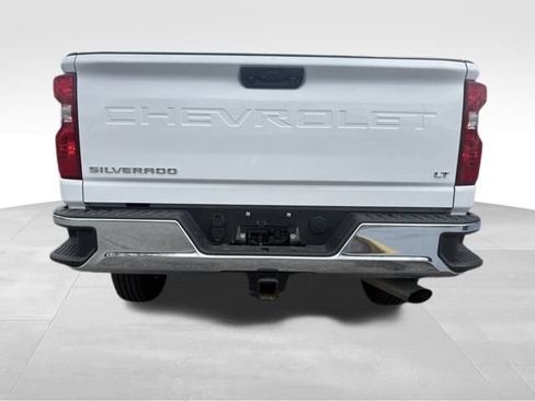 Used 2025 Chevrolet Silverado 2500 LT w/ Convenience Package image 8