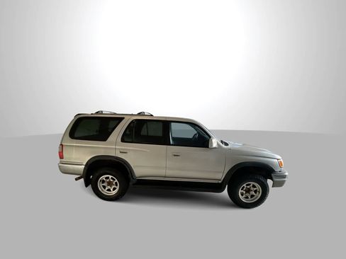 Used 1999 Toyota 4Runner SR5 RWD image 9
