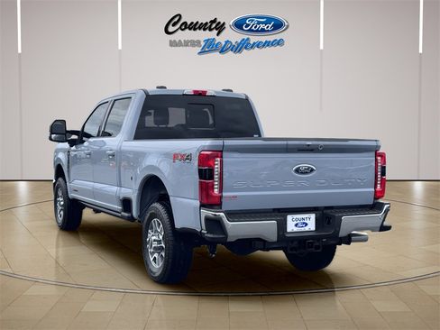 New 2026 Ford F250 Lariat w/ Lariat Ultimate Package image 25