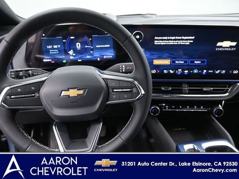 New 2026 Chevrolet Equinox EV LT image 8