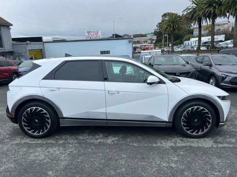 Used 2024 Hyundai Ioniq 5 Limited image 4